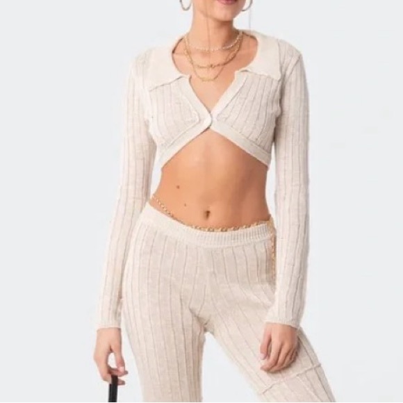 Edikted Harley Knitted Crop Top - Picture 2 of 7